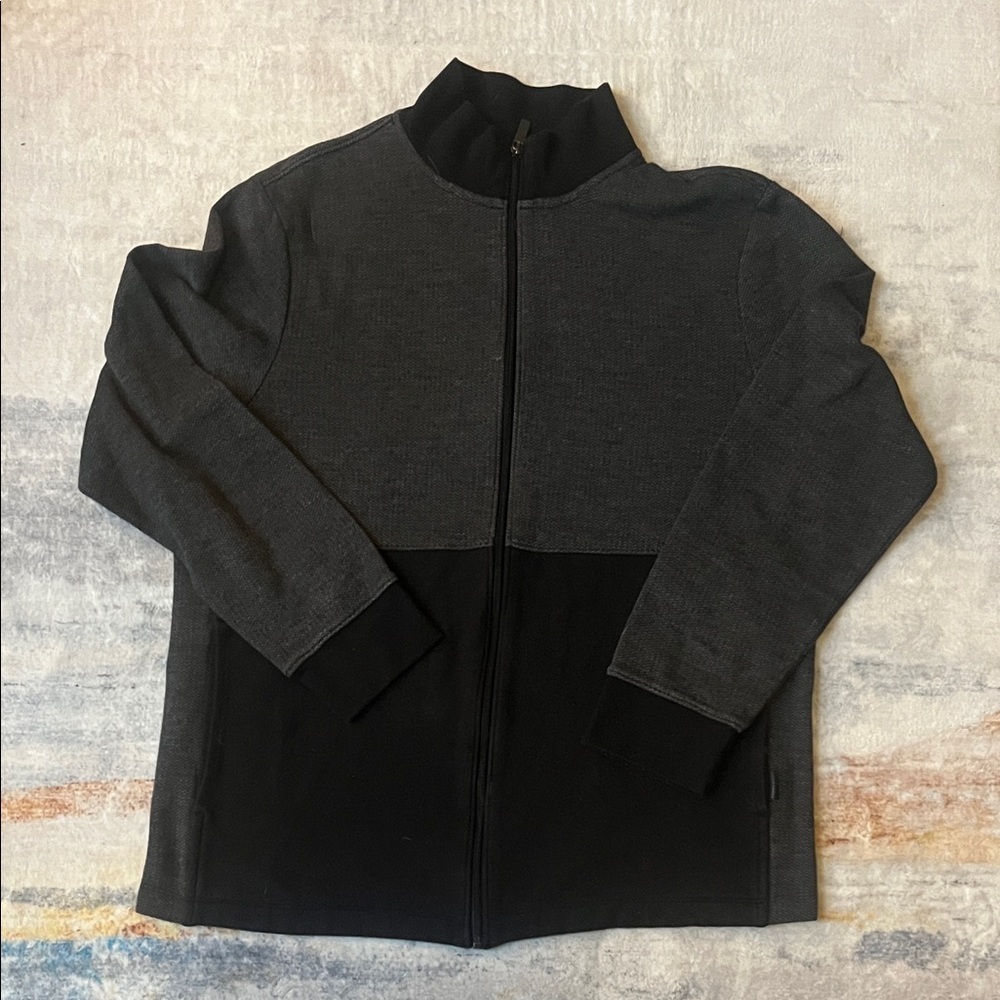 (279)Perry Ellis Black and Gray Jacket